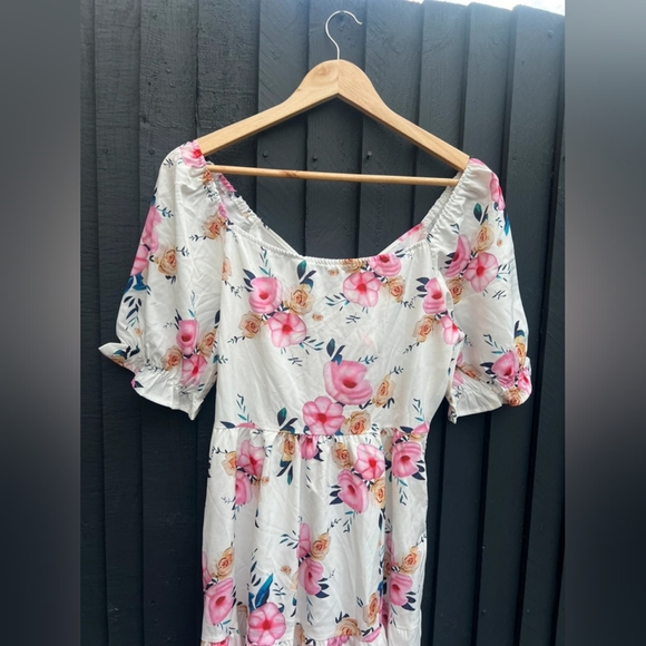 floral off the shoulder mini dress - Picture 2 of 5